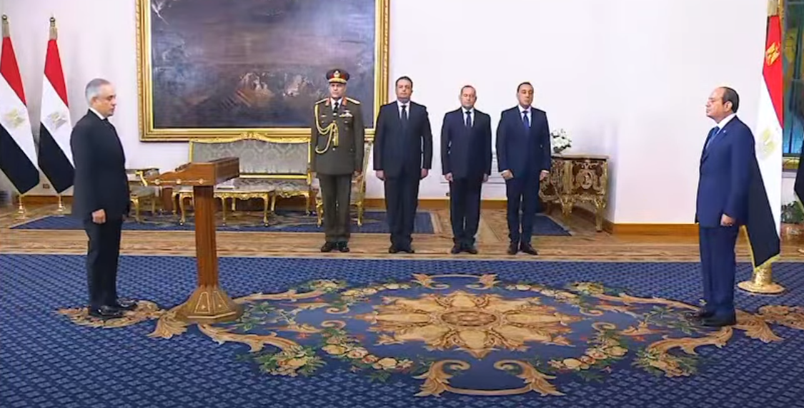 الرئيس السيسي يشهد أداء اليمين الدستورية للوزراء الجُدد