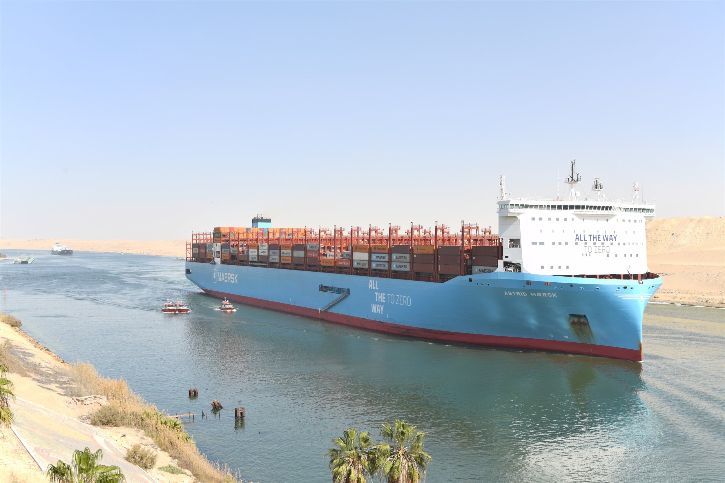 قناة السويس تشهد عبور سفينة الحاويات ASTRID MAERSK