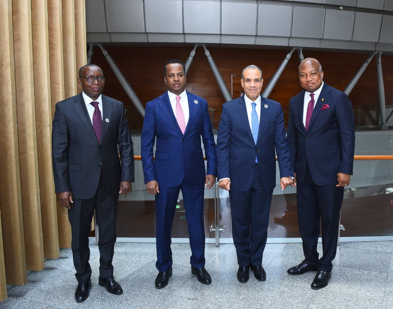 وزير الخارجية يلتقي نظيره الصومالي