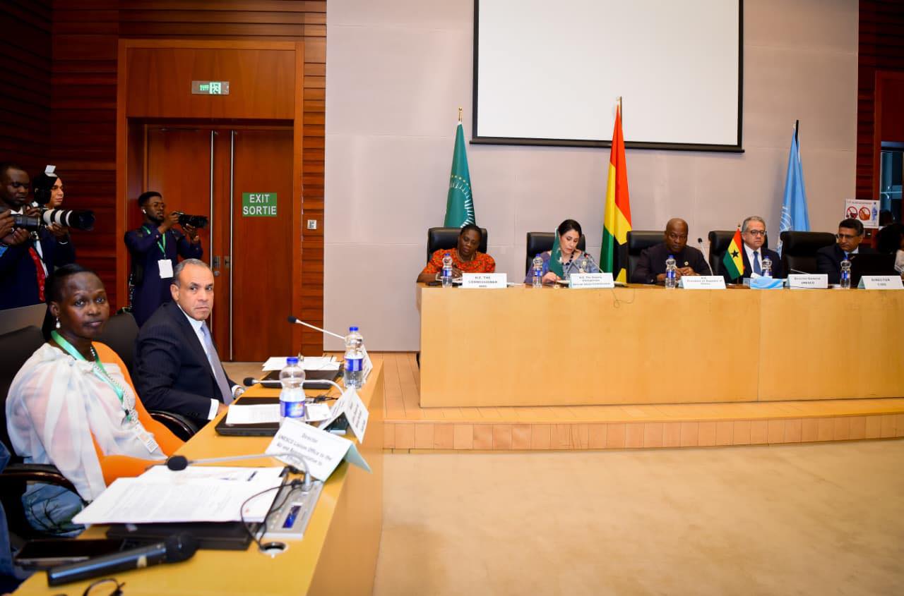 حلقة نقاشية تنظمها منظمة اليونيسكو