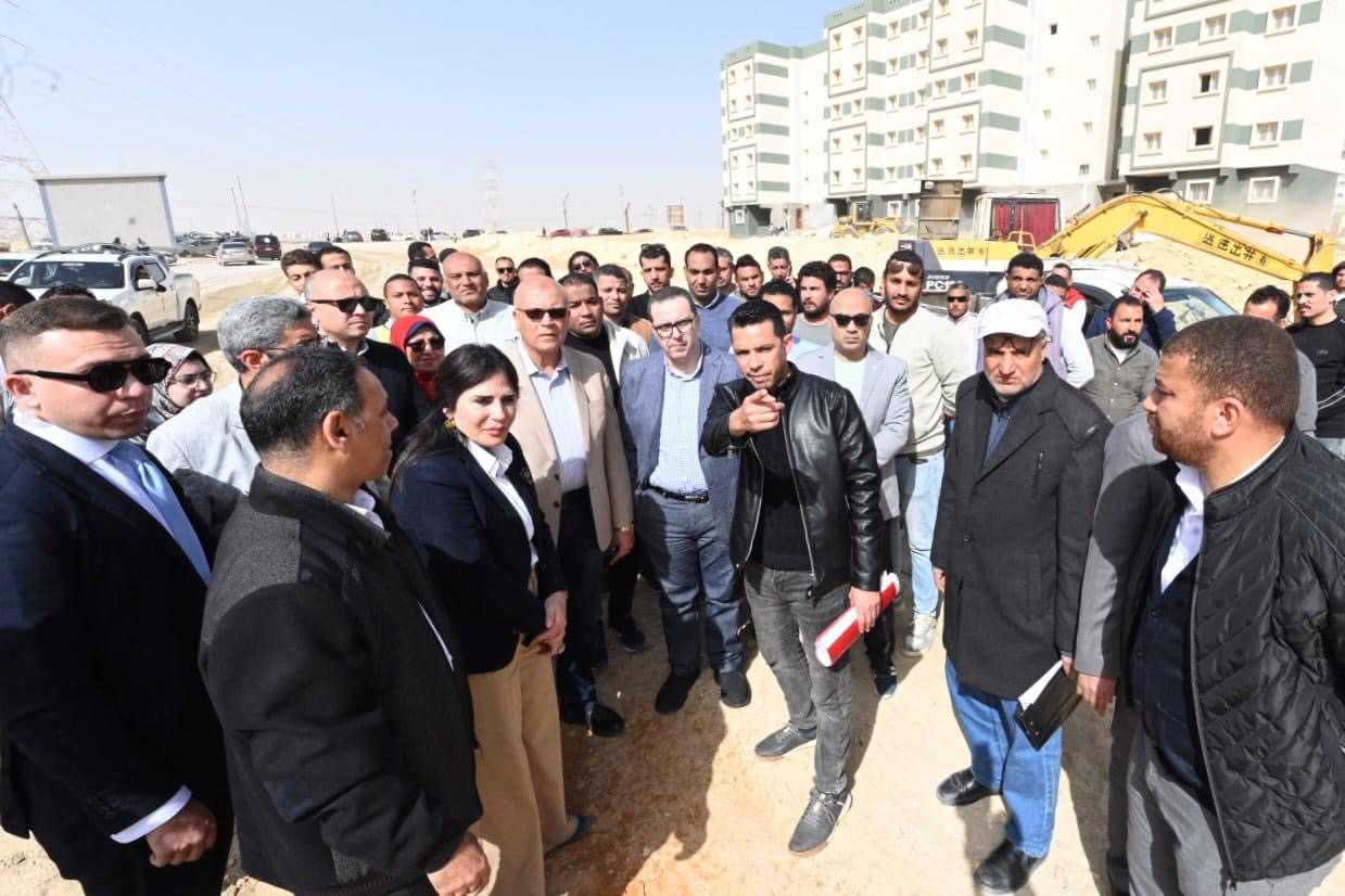 وزيرة الإسكان تتفقد وحدات مبادرة سكن لكل المصريين