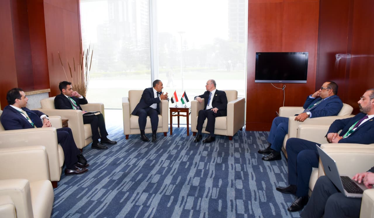 وزير الخارجية يلتقي رئيس وزراء دولة فلسطين