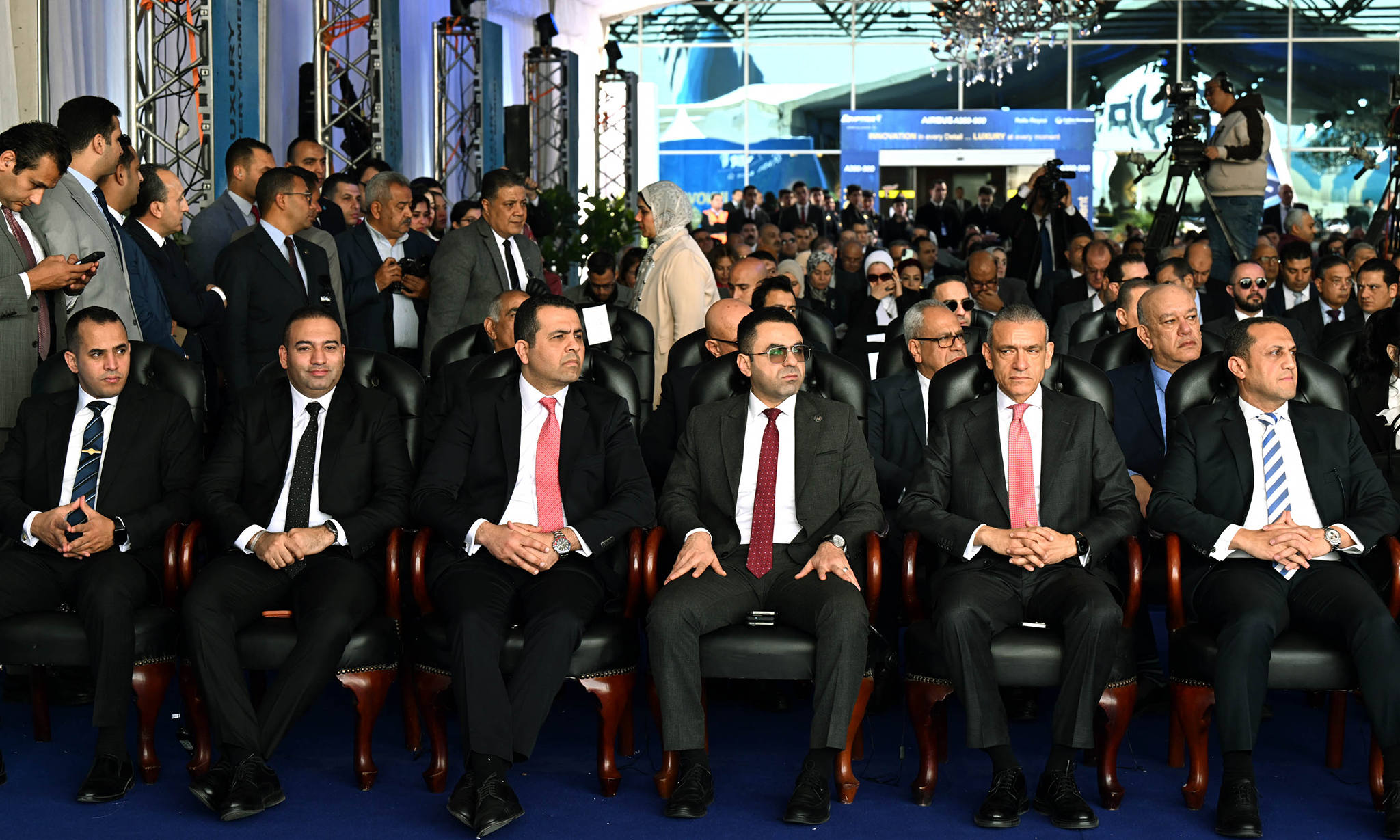 مدبولي يشهد فعاليات انضمام أول طائرة من طراز Airbus A350-900 