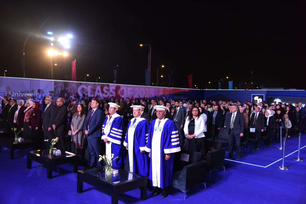 الدكتور خالد عبدالغفار يشهد تخريج الدفعة الأولى من الجامعة الأوروبية في مصر