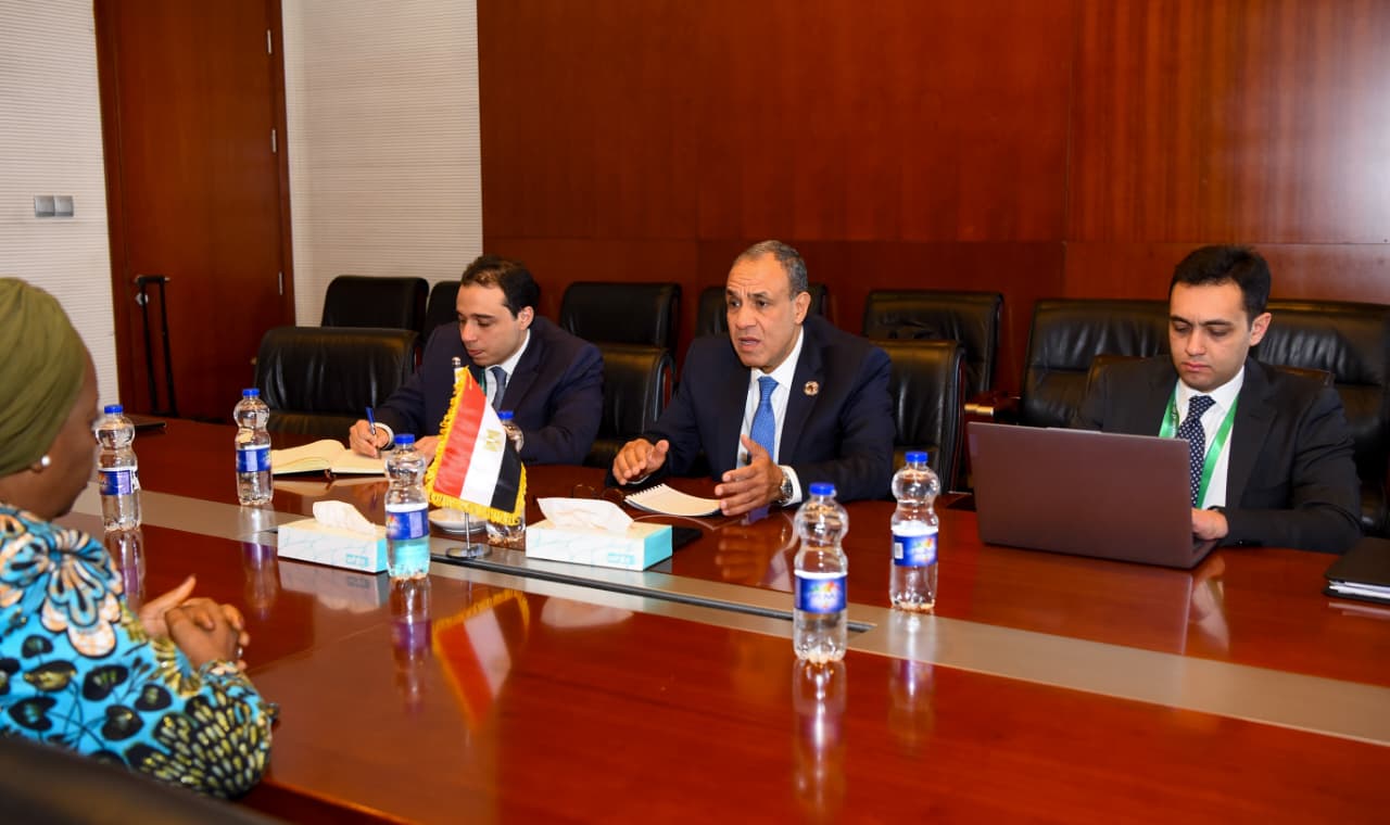 وزير الخارجية يلتقي الأمين العام للكوميسا