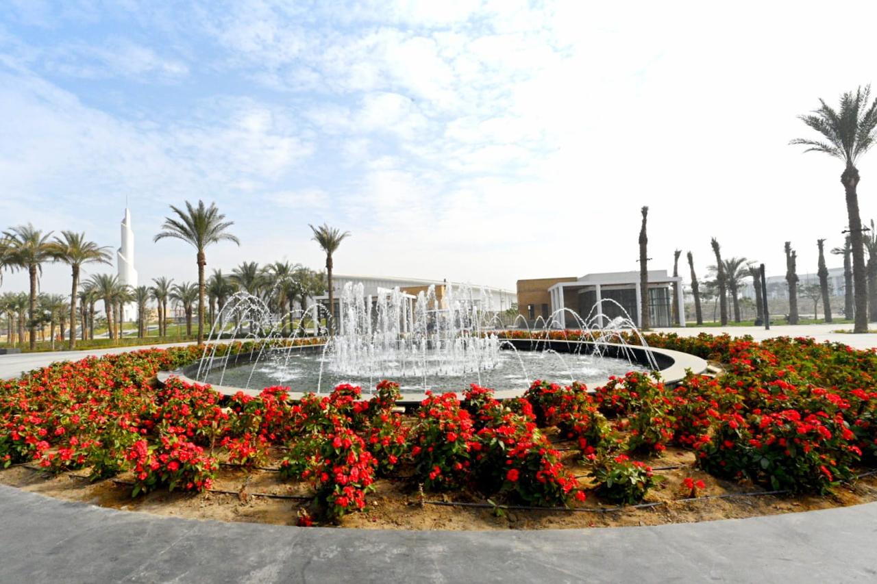 وزيرة الإسكان تقوم بجولة بمشروع حدائق تلال الفسطاط