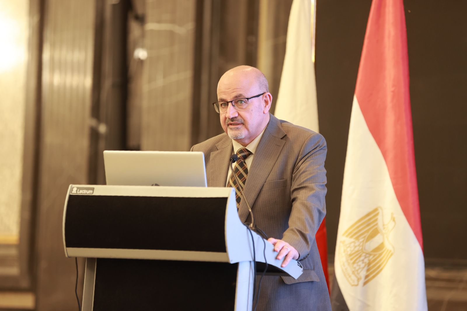 الدكتور نعمة عابد ممثل منظمة الصحة العالمية في مصر