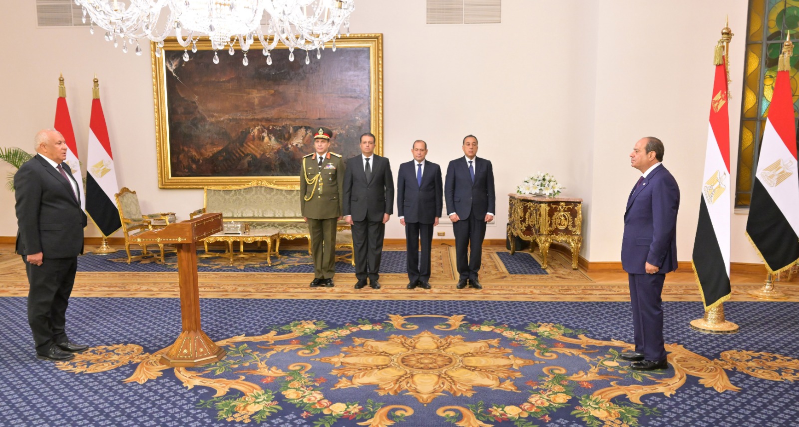 الرئيس السيسي يشهد أداء المحافظين الجدد ونوابهم لليمين الدستورية