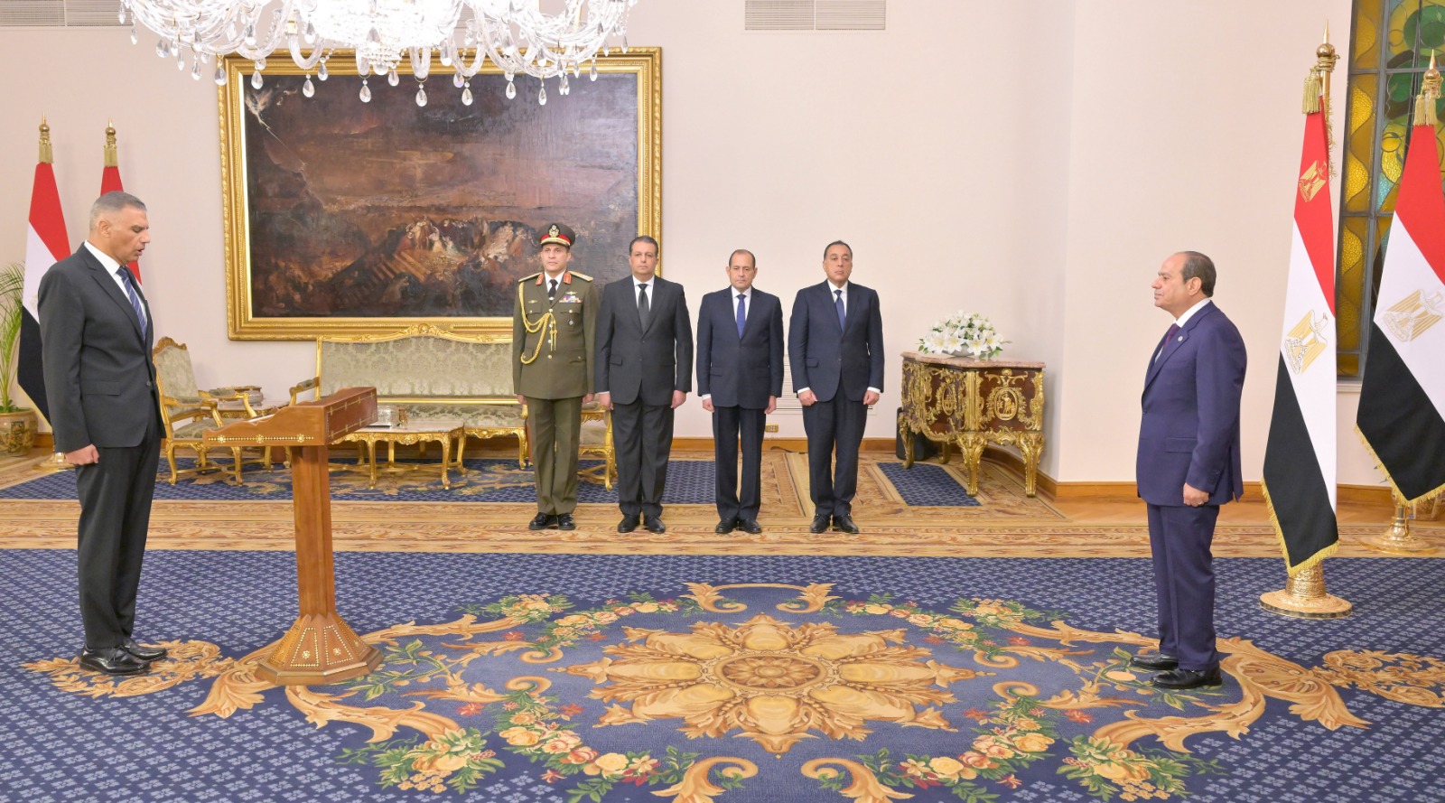 الرئيس السيسي يشهد أداء المحافظين الجدد ونوابهم لليمين الدستورية