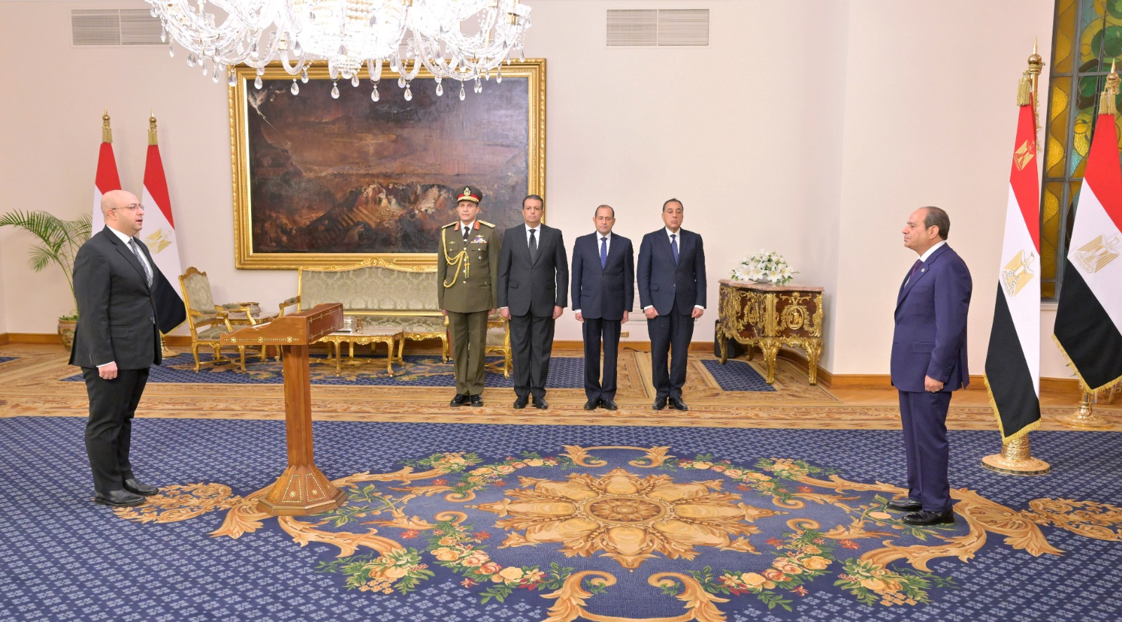 الرئيس السيسي يشهد أداء المحافظين الجدد ونوابهم لليمين الدستورية