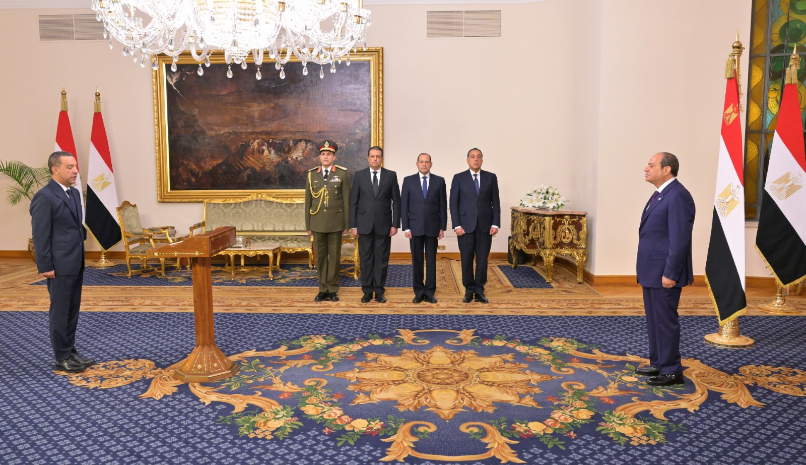 الرئيس السيسي يشهد أداء المحافظين الجدد ونوابهم لليمين الدستورية