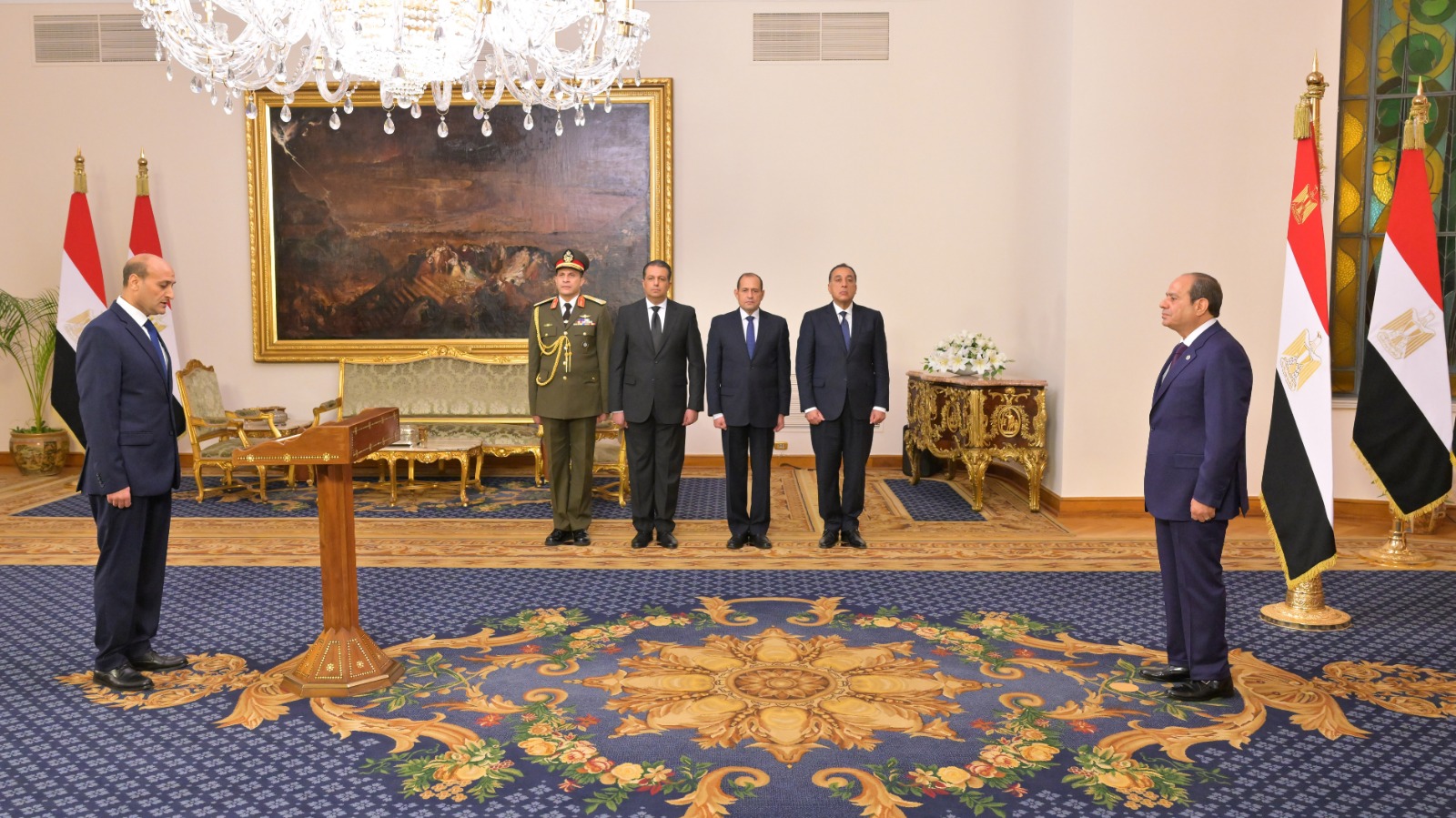 الرئيس السيسي يشهد أداء المحافظين الجدد ونوابهم لليمين الدستورية