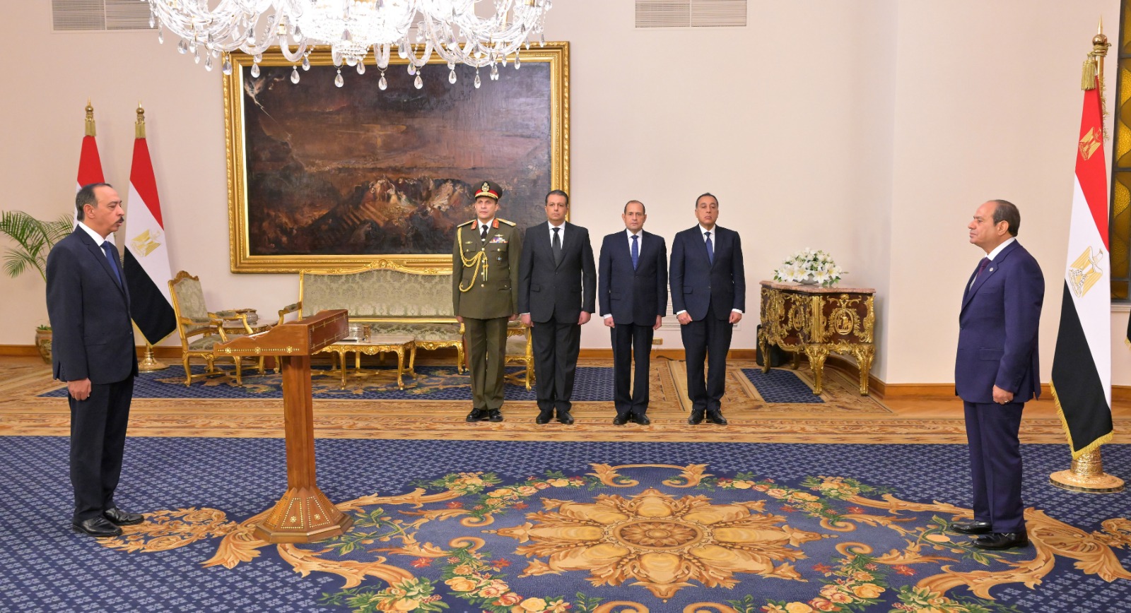 الرئيس السيسي يشهد أداء المحافظين الجدد ونوابهم لليمين الدستورية