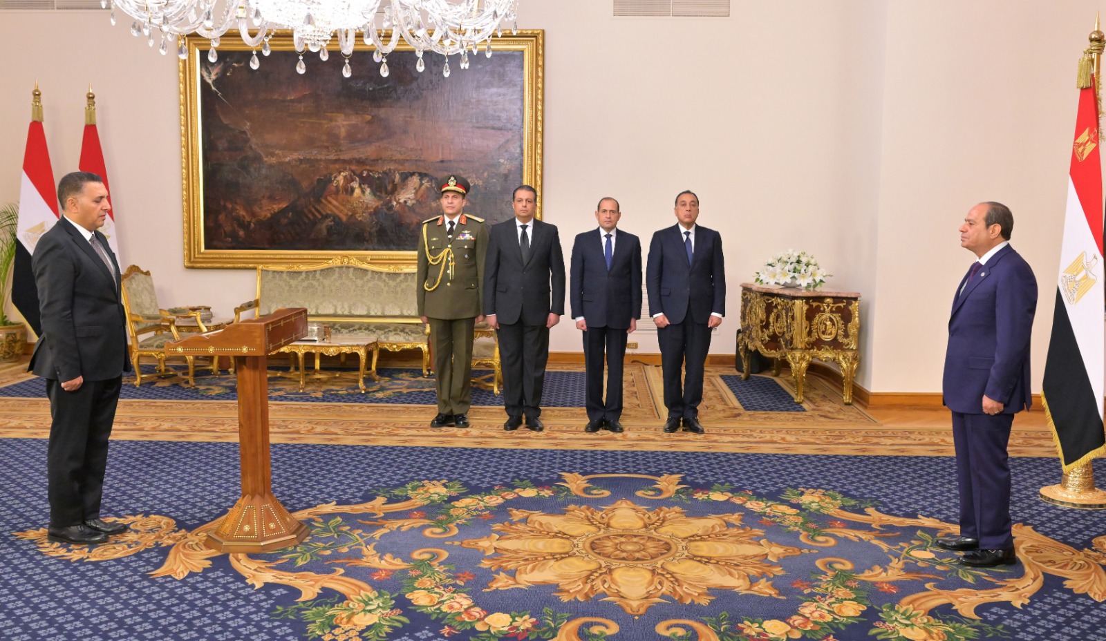 الرئيس السيسي يشهد أداء المحافظين الجدد ونوابهم لليمين الدستورية