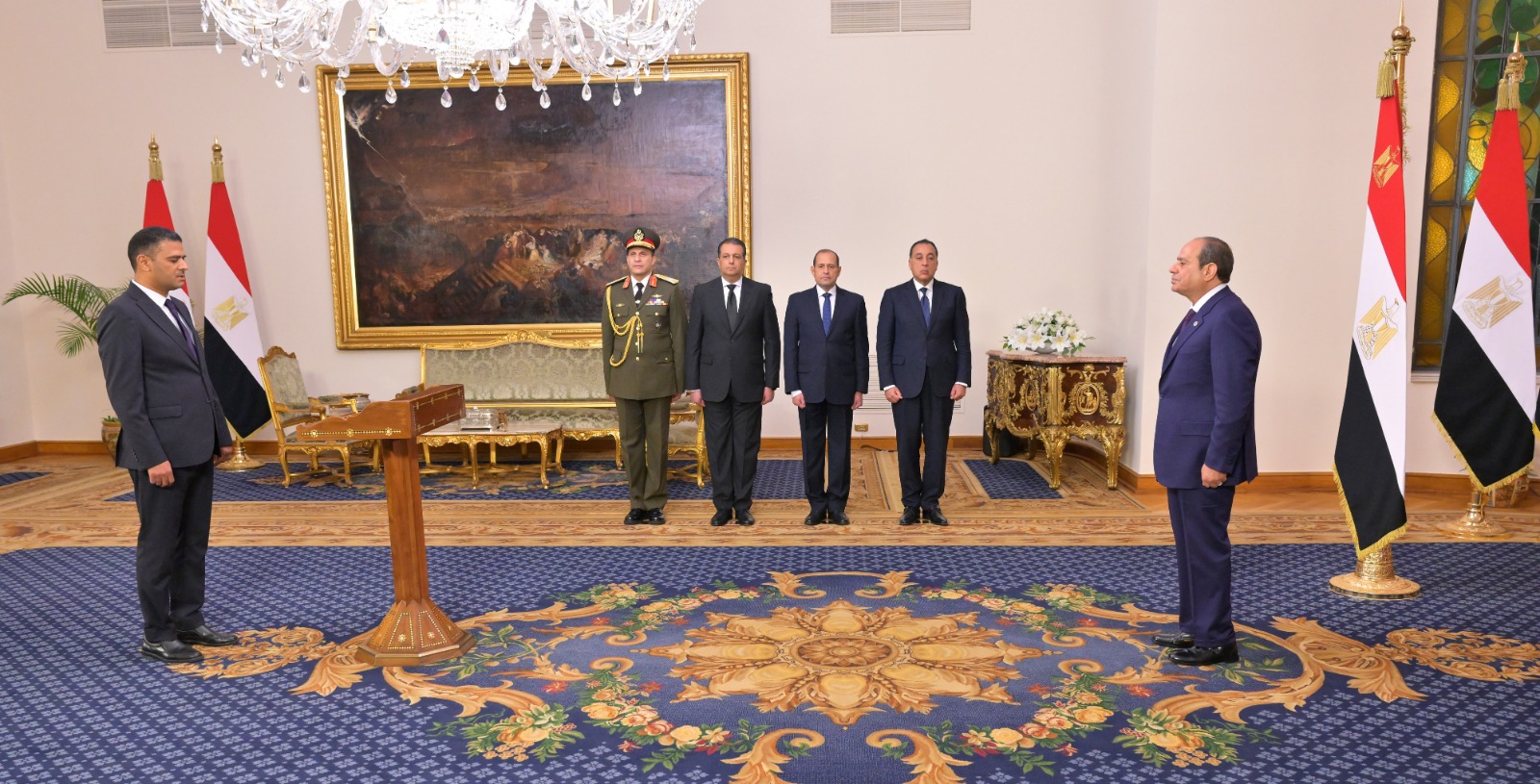 الرئيس السيسي يشهد أداء المحافظين الجدد ونوابهم لليمين الدستورية