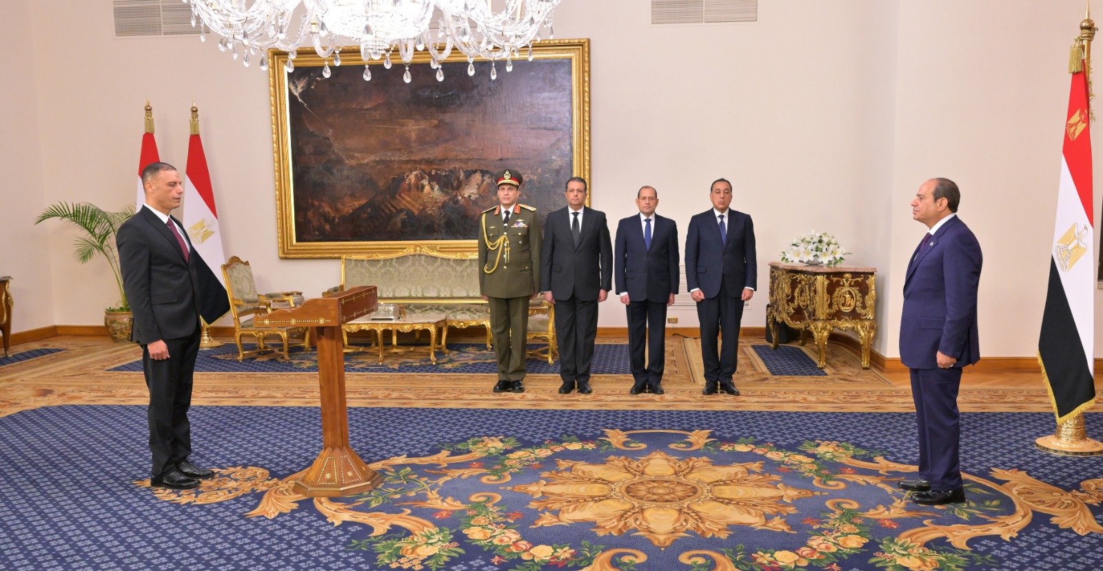 الرئيس السيسي يشهد أداء المحافظين الجدد ونوابهم لليمين الدستورية