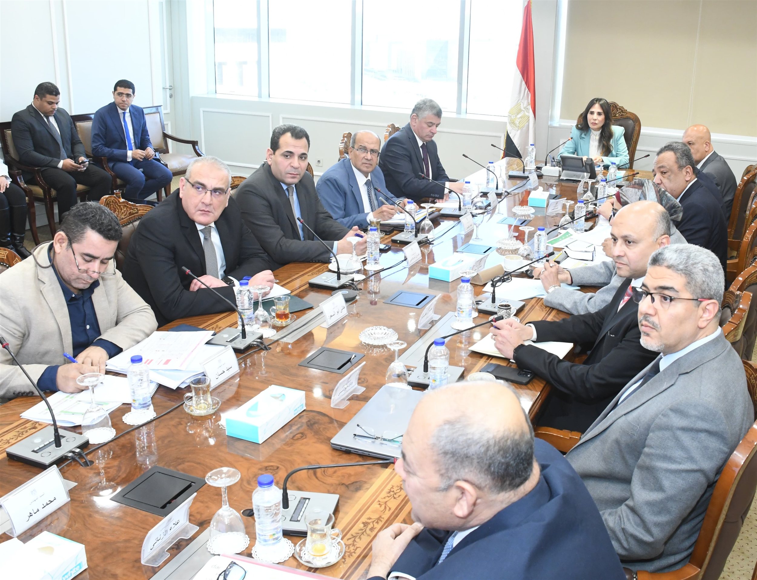 وزيرة الإسكان تتابع موقف تنفيذ مشروعات حياة كريمة