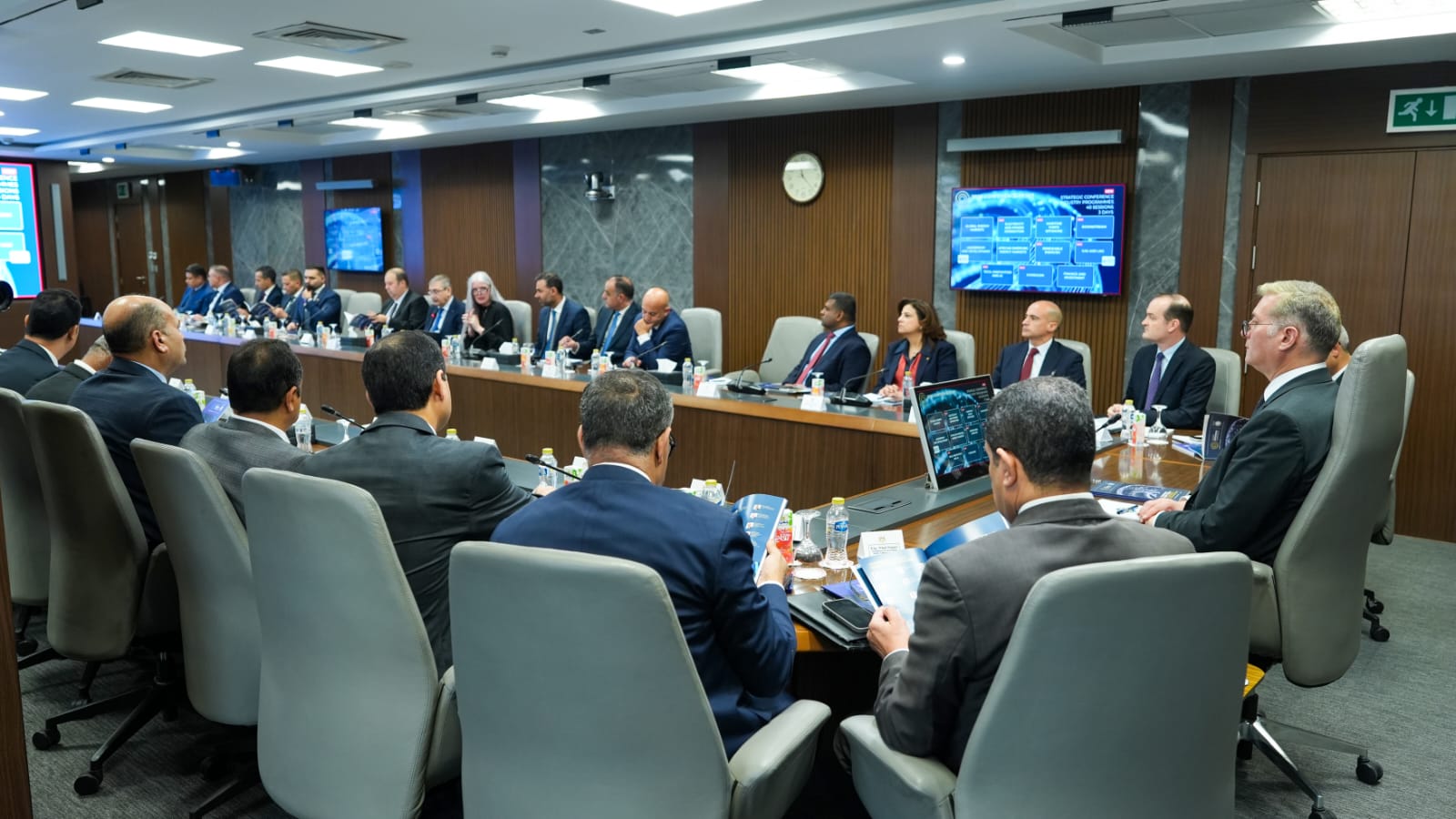 اجتماع اللجنة العليا لمؤتمر ومعرض مصر الدولي للطاقة إيجبس 2026