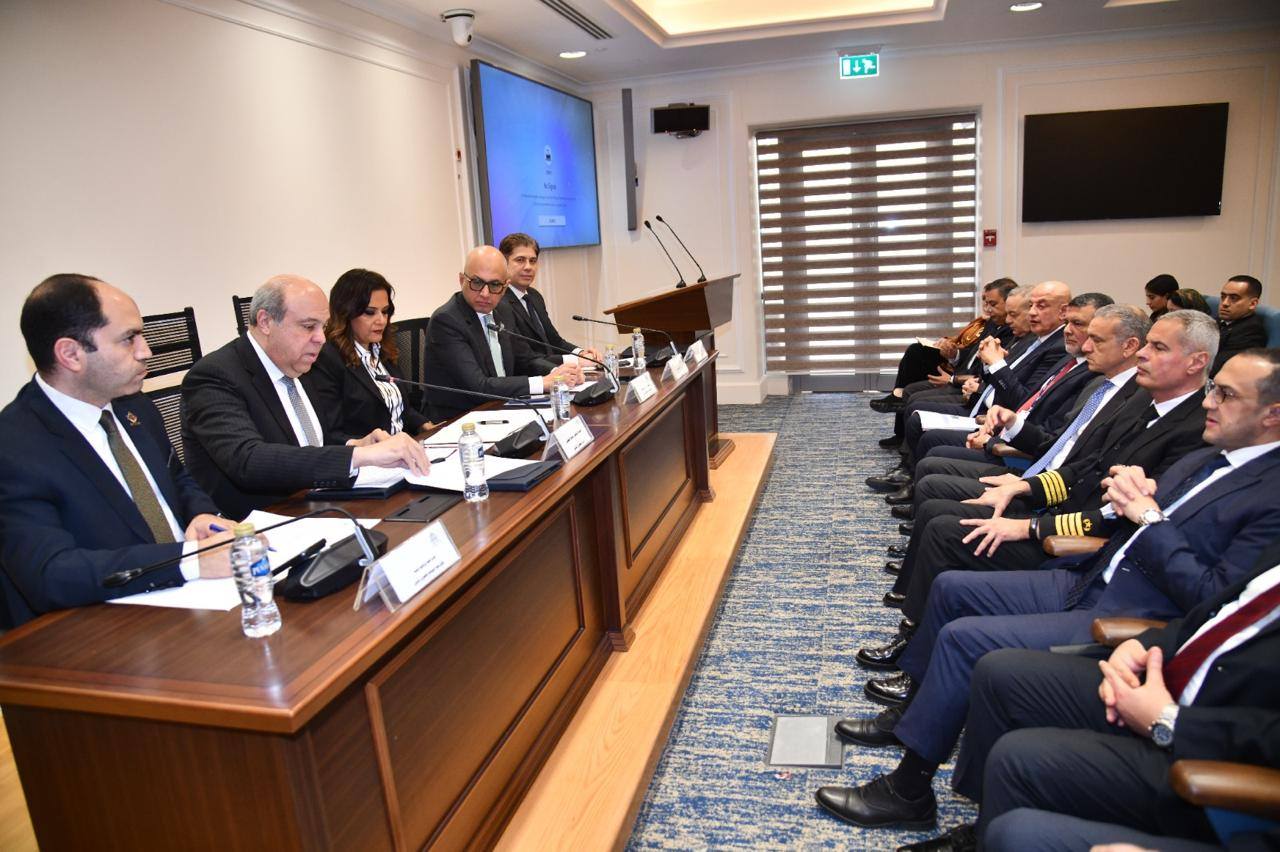 وزير الطيران أمام لجنة السياحة والطيران بمجلس النواب