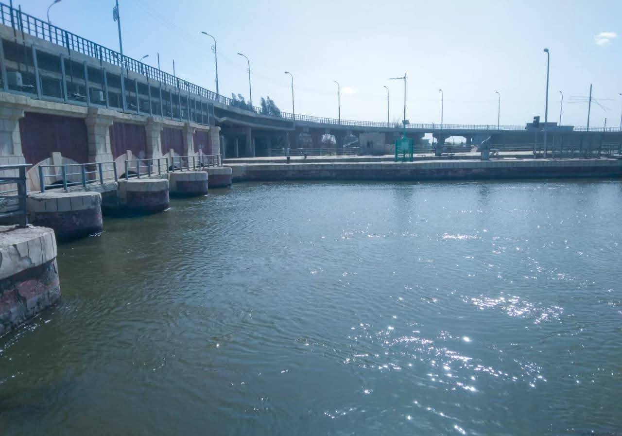 وزير الري يتابع التعامل مع زيادة الطلب على المياه