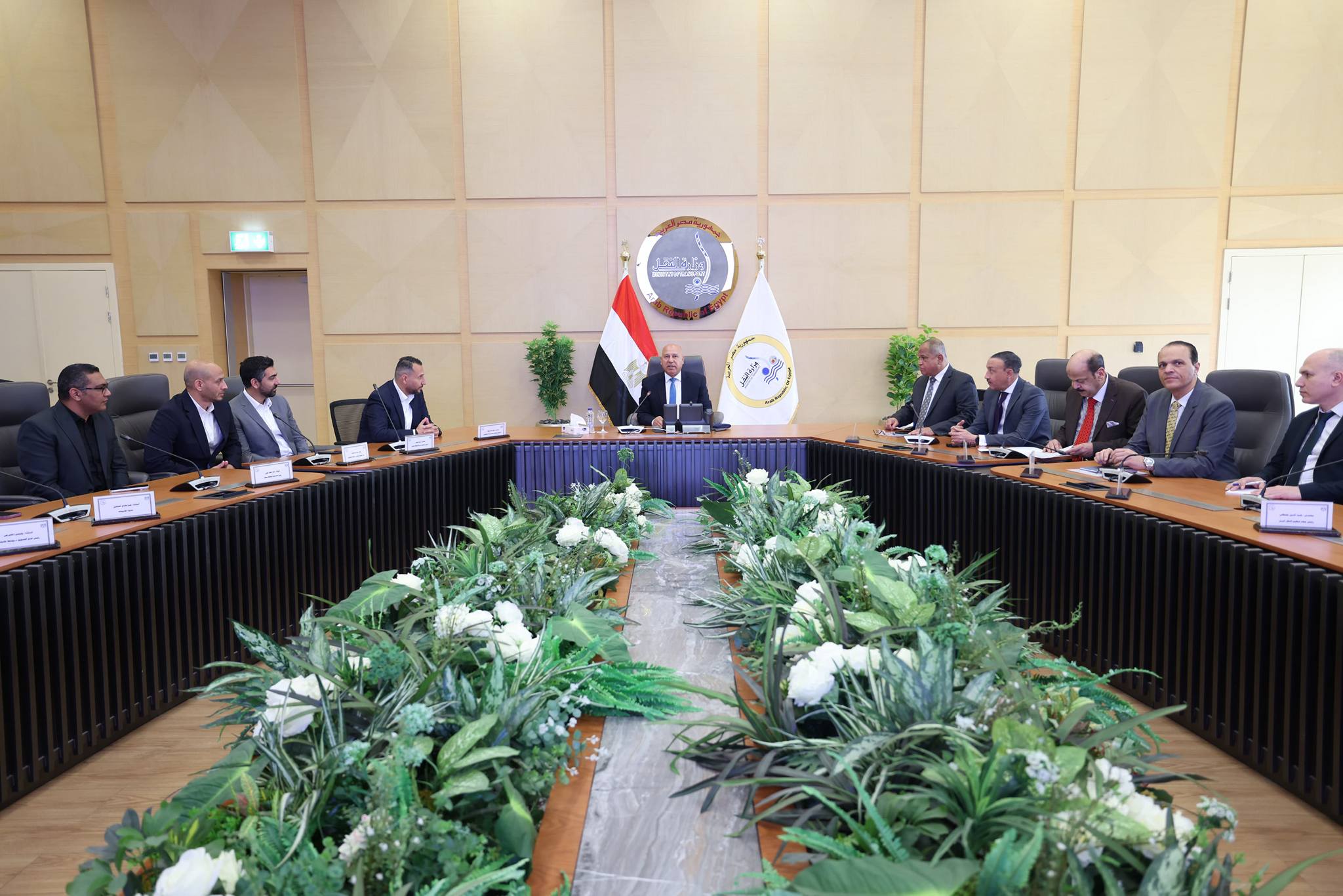 وزير النقل يشهد توقيع بروتوكول تعاون بين سوبر جيت وبوسطة 