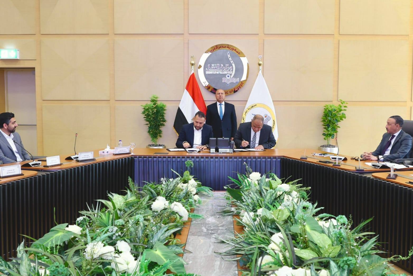 وزير النقل يشهد توقيع بروتوكول تعاون بين سوبر جيت وبوسطة 