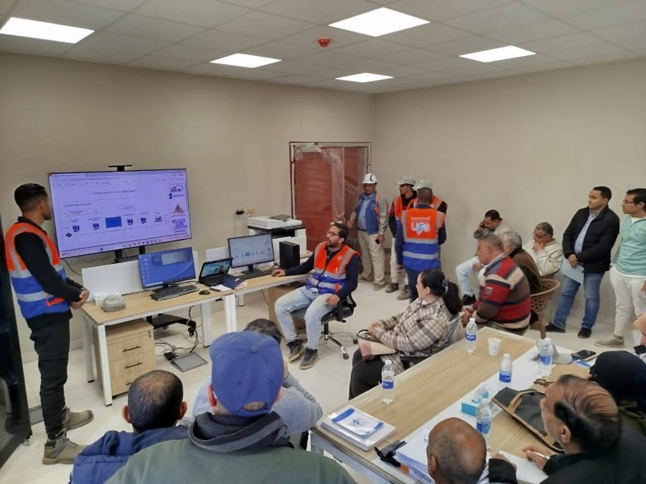 الدكتور سويلم يتابع موقف الترتيبات النهائية لتشغيل مجموعة قناطر ديروط الجديدة