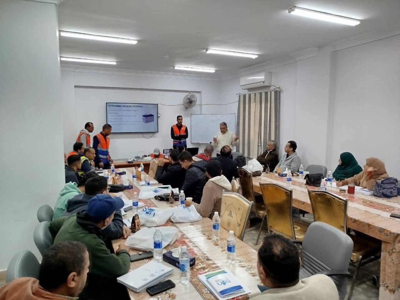 الدكتور سويلم يتابع موقف الترتيبات النهائية لتشغيل مجموعة قناطر ديروط الجديدة