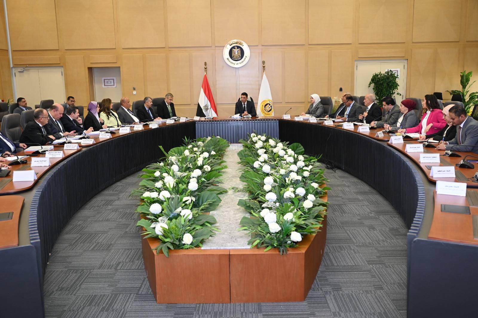 وزير الصناعة يترأس مجلس إدارة مركز تحديث الصناعة