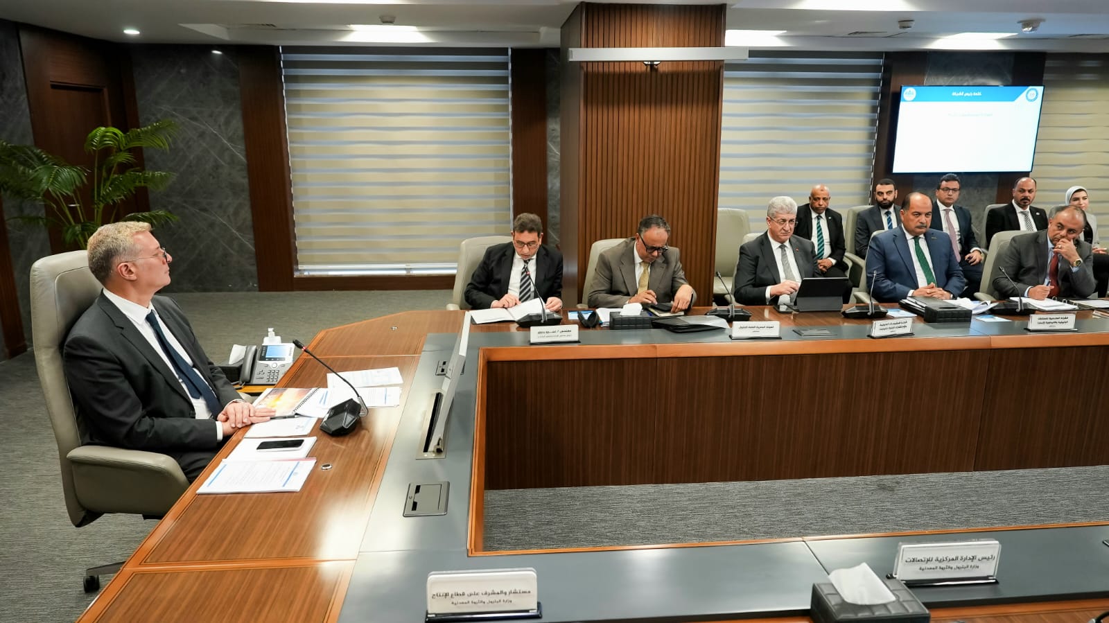 وزير البترول يعتمد نتائج أعمال شركة خدمات البترول البحرية