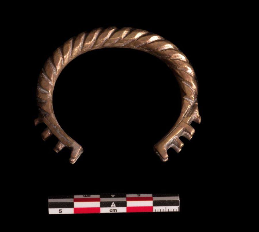 اكتشاف مدينة سكنية من القرن الـ18 وجبانة قبطية بموقع شيخ العرب همام بقنا