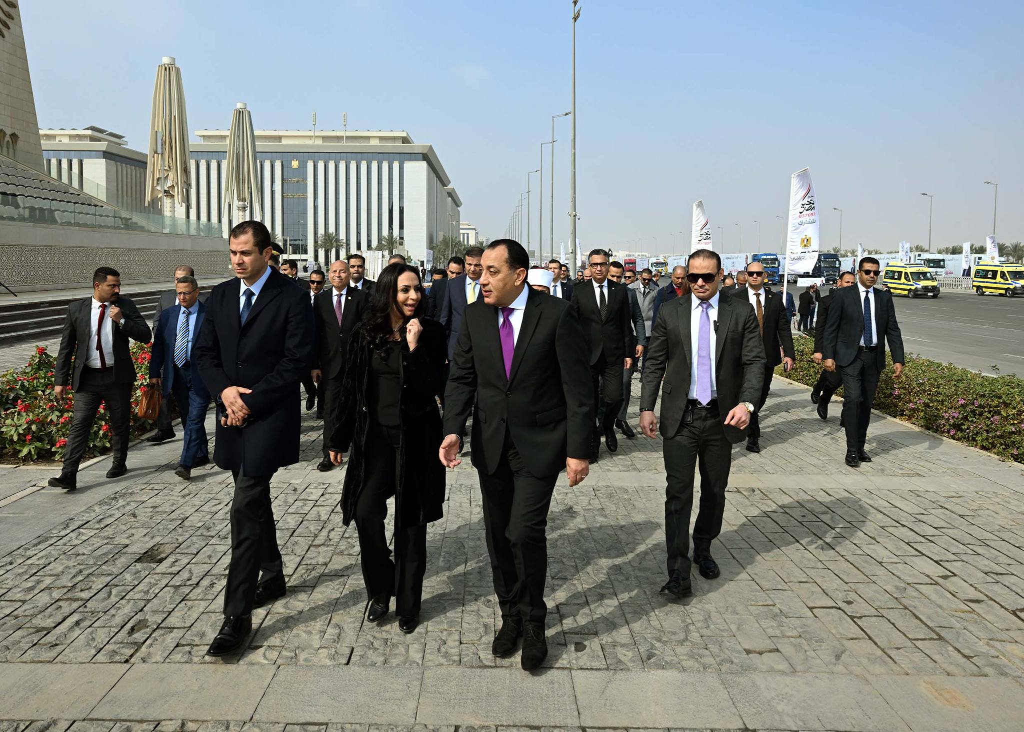 رئيس الوزراء يشهد إطلاق المبادرة الرئاسية أبواب الخير