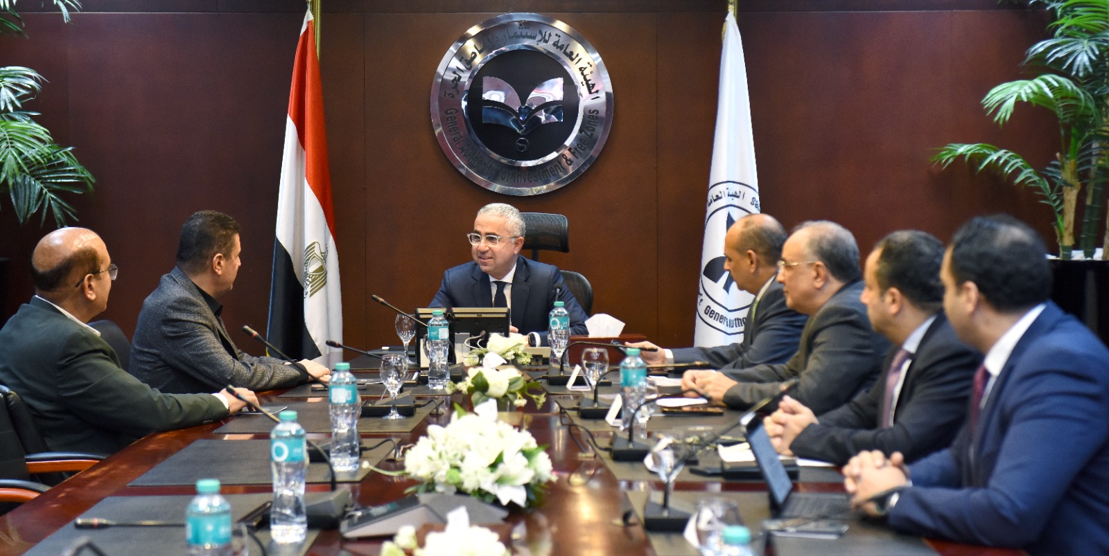 هيئة الاستثمار تجتمع مع رئيس شركة موفينج فيرت إيجيبت