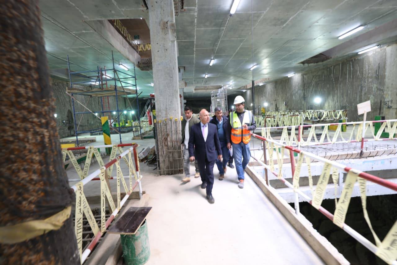 وزير النقل يتفقد محطة الملك الصالح بالخط الرابع للمترو