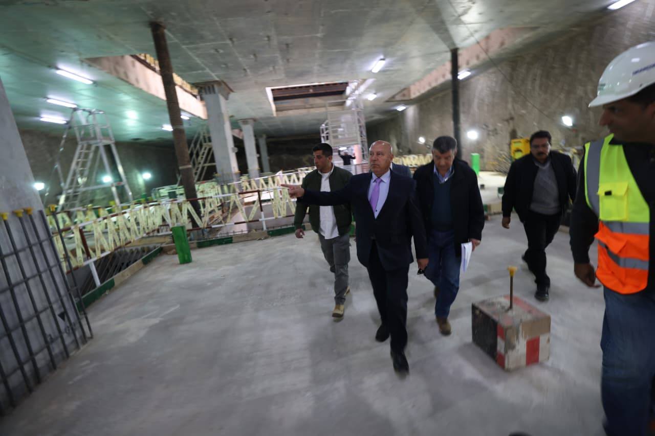 وزير النقل يتفقد محطة الملك الصالح بالخط الرابع للمترو