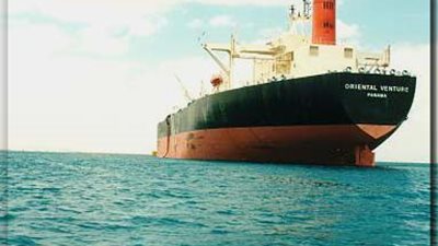 وصول 65 ألف طن سكر لميناء السويس و450 راكبا لميناء سفاجا