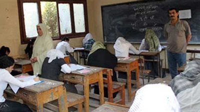 4923 طالباً وطالبة يؤدون امتحانات الثانوية العامة بالأقصر