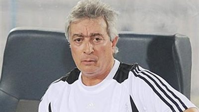 «طولان»: لم أدخل في مفاوضات مع أندية أخري