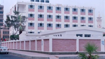  إلقاء «شماريخ» على مدرسة بمصر القديمة أثناء سير الامتحانات