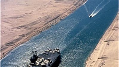 ارتفاع إيرادات قناة السويس لتصل إلى 424.4 مليون دولار خلال أبريل الماضي