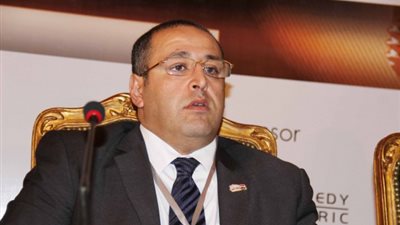 الاستثمار: إنشاء مبنى معدني لنقل الباعة الجائلين من 