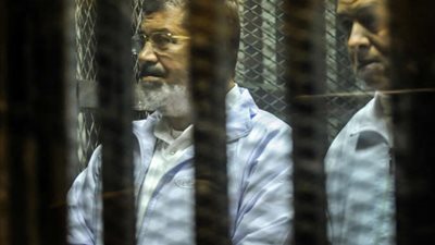 تأجيل محاكمة مرسي و14 أخرين في 