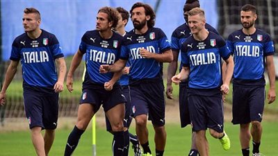 أوروجواي وايطاليا في مواجهة من اجل التأهل