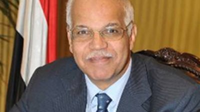 محافظ القاهرة: الانتهاء من تسلم 100 سيارة قلاب و50 لودر خلال شهرين 