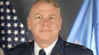 سفينة أمريكية تبدأ تفكيك الأسلحة الكيماوية السورية