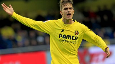 رسميًا.. دينيس سواريز يتعاقد مع برشلونة حتى 2020