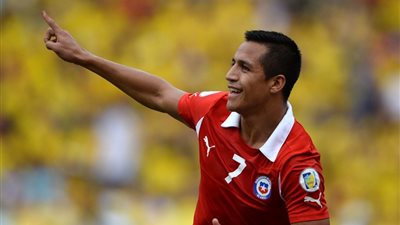 سانشيز يوقع على عقود انضمامه لأرسنال الإنجليزي