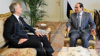 السيسى يلتقى مبعوث اللجنة الرباعية لعملية السلام بالشرق الأوسط