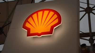شل تسعى لملياري دولار من أرامكو في إطار تقسيم مشروع مشترك