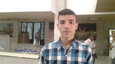 الأول علمي رياضة قديم بأسيوط: استخدمت الشمعة في المذاكرة بسبب انقطاع الكهرباء‎